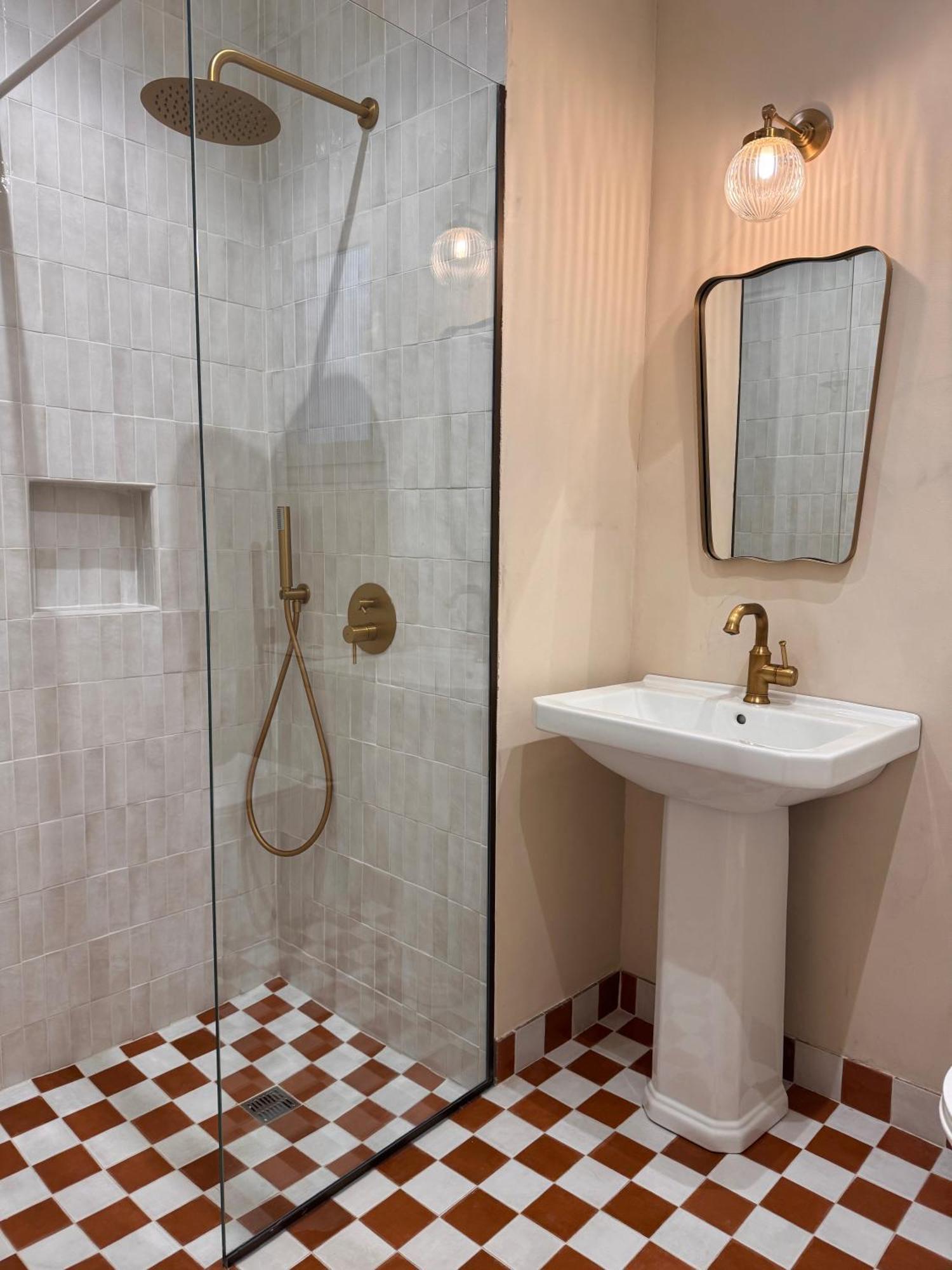Liberty House - Central Two Bedroom Apartments Nikosia Eksteriør bilde
